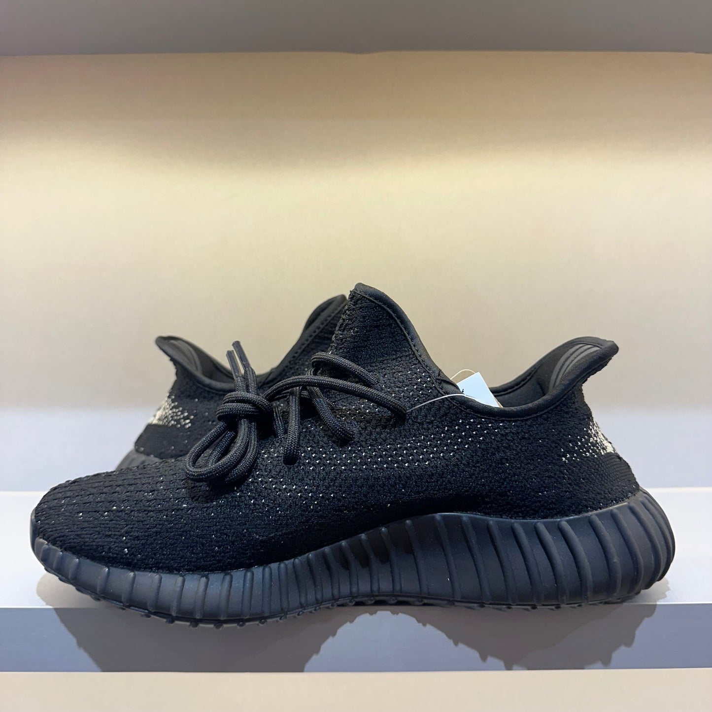 Adidas Yeezy Boost 350 V2 Oreo (Pronta Entrega)