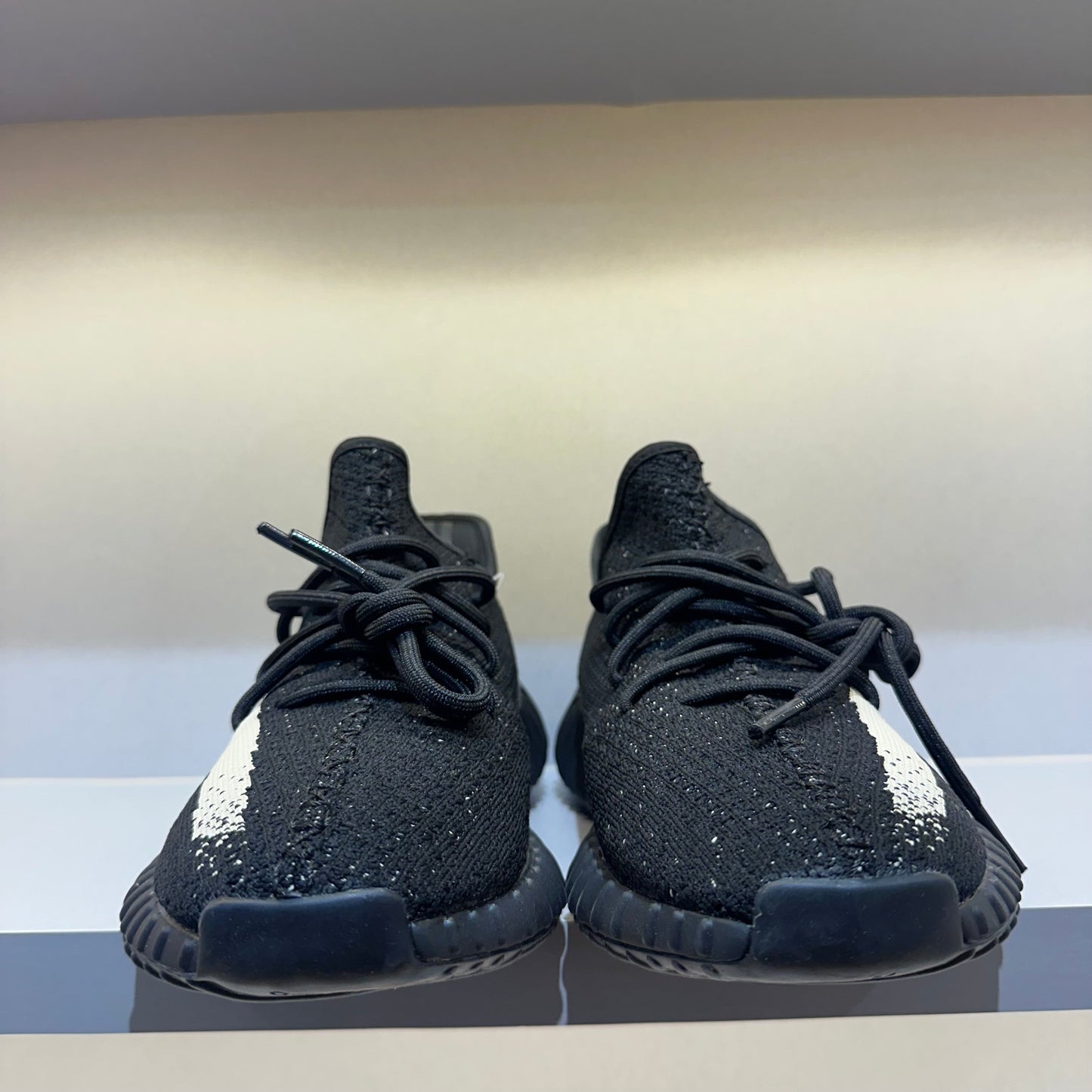 Adidas Yeezy Boost 350 V2 Oreo (Pronta Entrega)